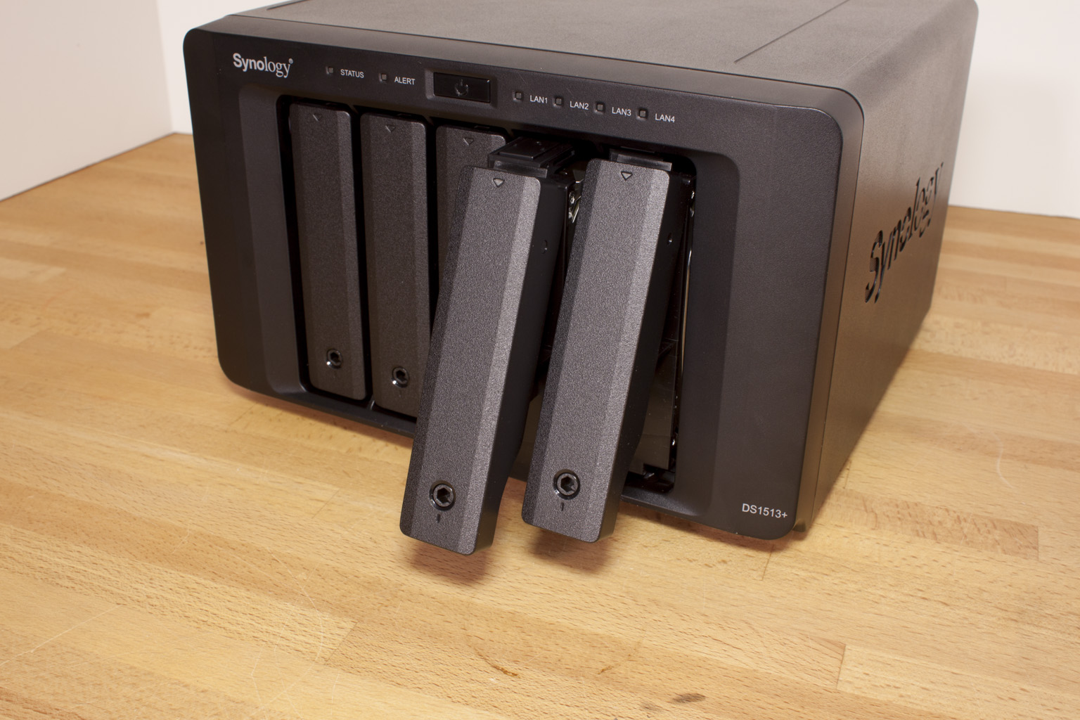 Synology DiskStation DS1513+ review: A new level for NAS excellence - CNET